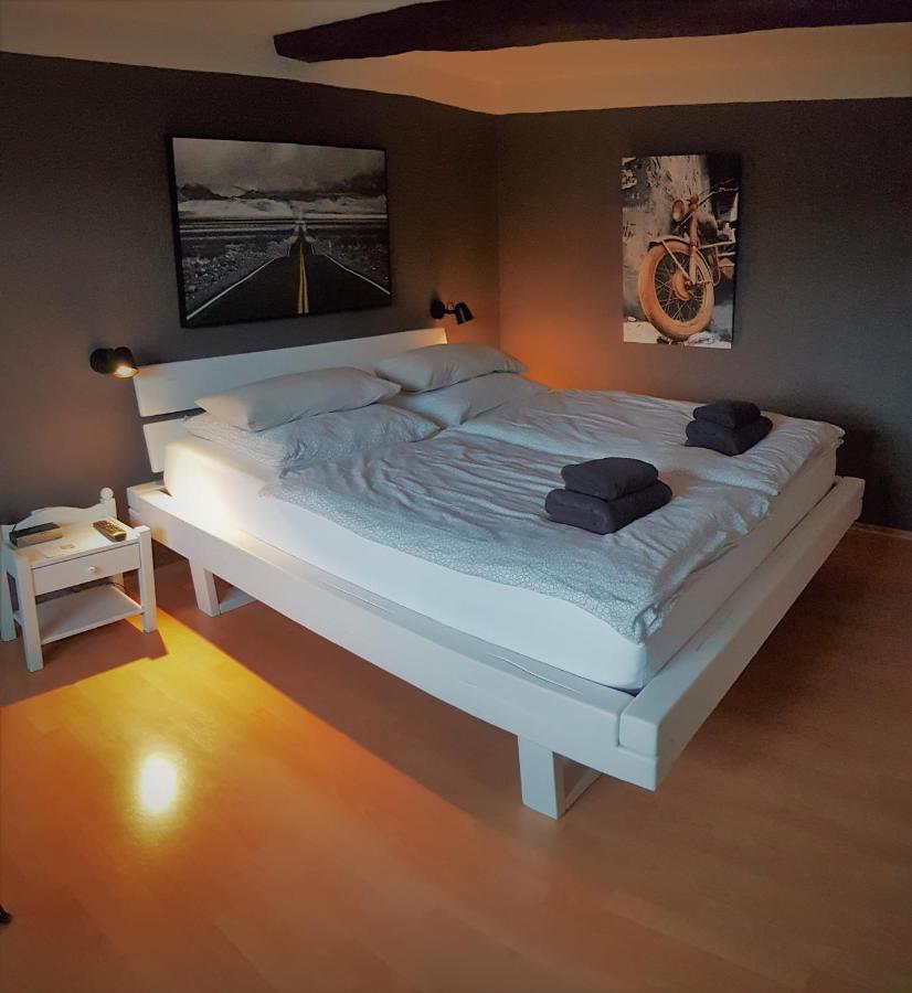 Roastineer Hotel Battenberg  Екстериор снимка