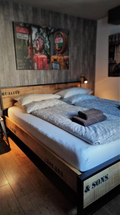 Roastineer Hotel Battenberg  Екстериор снимка