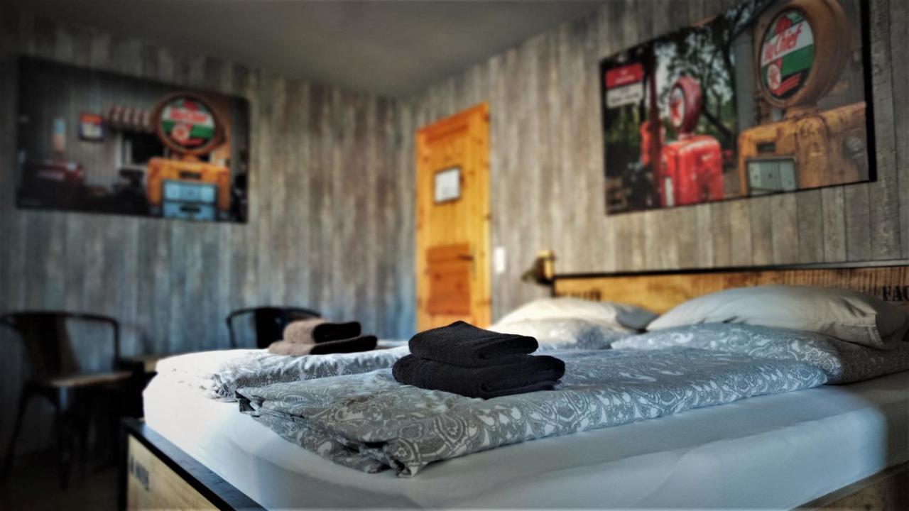 Roastineer Hotel Battenberg  Екстериор снимка