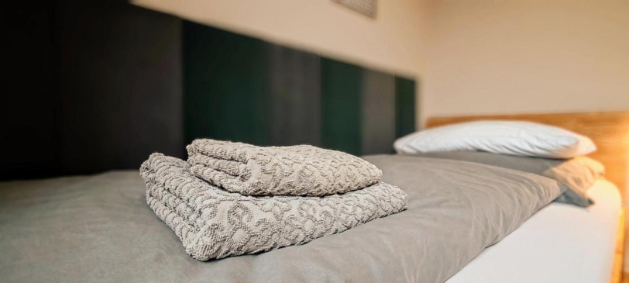 Roastineer Hotel Battenberg  Екстериор снимка